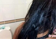 Delivery guy fucks angolana wife hard for payment