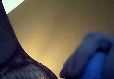 leftyxlucci enjoying some self-pleasure time