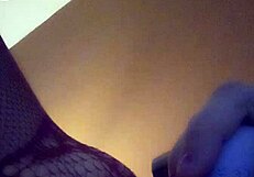 leftyxlucci enjoying some self-pleasure time