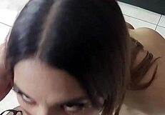 Young Colombian influencer is recorded on Valentine's Day. Real homemade video in Spanish.