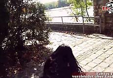 Echtes Öffentliches Sextreffen Mit Deutscher Dicke Titten Milf in POV Action