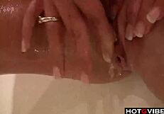 I masturbate in bathtub with brunette