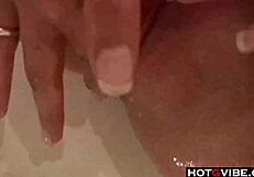 I masturbate in bathtub with brunette