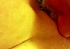 leslie shipway enjoys a casual meal