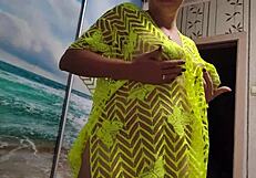 My sexy girlfriend sucked and jerked my big cock before bed, she did it so well