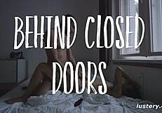 Oiling her perfect ass before doggystyle fucking 😍