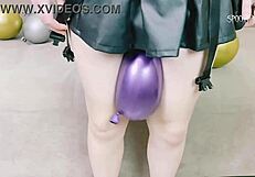 Tifa Lockhart's erotic adventure: Cosplay, balloon play and verbal communication of sex-related content