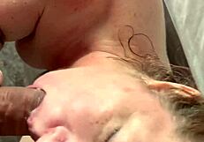 Danni Jones Gives Her Airport Driver A Generous Tip