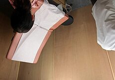 Scarlett Johnson consults on big tits in medical setting part 1