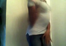 Bliss Walker in Mature Amateur Hood Scene