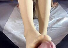 My friend's sister cums on pantyhose feet during footjob