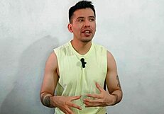 Field master fucks married compadre's ass secretly!