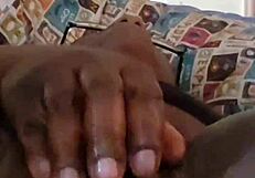 Ebony self pleases her ass