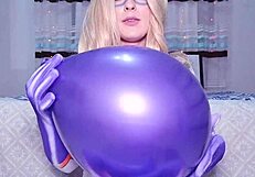 giantess mount lady spends christmas with you, blowing and popping balloons