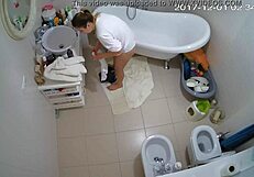 Smart choices for shaved voyeur masturbation