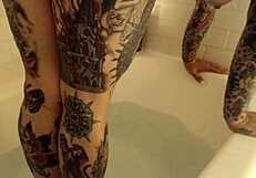 Wow, check out this tattooed bath show finale!