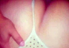 Horny mature milf masturbating pussy in homemade video 😏