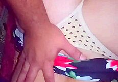 Horny mature milf masturbating pussy in homemade video 😏