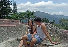 Descubro el lugar ideal para follar a mi hermanastra en secreto