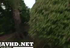 Die ultimative Sammlung asiatischer Outdoor-Pornovideos, die jeder Liebhaber braucht