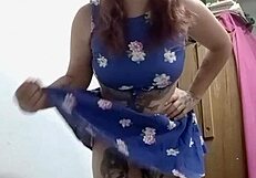 Dana Barzagli Masturbates In Solitude