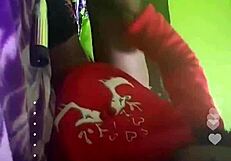 Watch this black Spanish prostitute touch herself on Instagram live