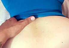 Mi Madrastra Mientras Hace La Cama Hace Las Mejores Chupadas De Verga Y Me Lame Las Bolas Como Una Profesional 2