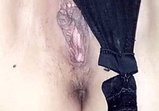 Pussy spreads wide in high definition