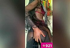 muslim somalian girl masturbates wildly! fingering her ass hard.