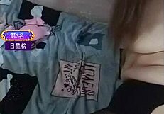 Honey Peach Host Yiyi Puts On A Wild Self-Pleasure Show