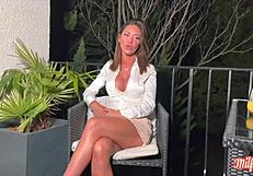 French MILF Vittoria Shows Irresistible Curves and Tits