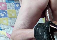 Dildo couldn't enter wife on sofa