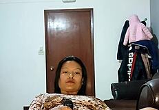 colombian girl masturbates with toys after party?