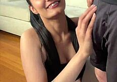 OMG, lenyelte az összes cseppet vad orális szexben