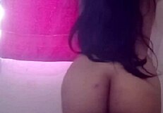 Would you give me some love my dears with curvy latina charm