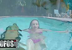 Girls Gone Pink - Abella Danger And Payton Preslee Squirting In Bikinis At Pool
