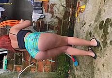 i hired this maid with big ass who sucked my dick