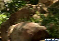 Lesbian babe seducing inked friend's pussy