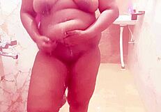 Bihar Chubby Lady Enjoys Bathing