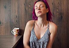 Four Bright Orgasms In The Kitchen!