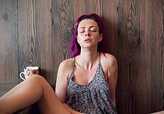 Four Bright Orgasms In The Kitchen!