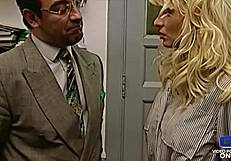 Léa Martini, Podrejena Blondinka, Jebana v Zaporniškem Trojčku