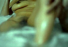 La tierna amiga libera sus deseos ocultos