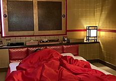 LAの旅館でめちゃくちゃ感じちゃって、たぶん妊娠したかも