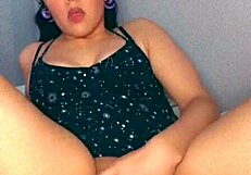 Latina cums hard with creamy dildo play