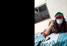 zorra a la vista hermanastra acude al porno casero porque en el trabajo solo se aburre a la zorra le encanda ser observada por el padrastro mientras se toca en la cama de la madrastra