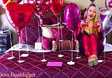 Smelly dirty shoes valentines fuck with heels and feet