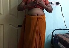 i watch desi wife in saree showing off