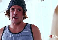 Aaliyah love enjoys a shy breakfast in pov