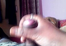watch this indian guy masturbate his cock to cumshot